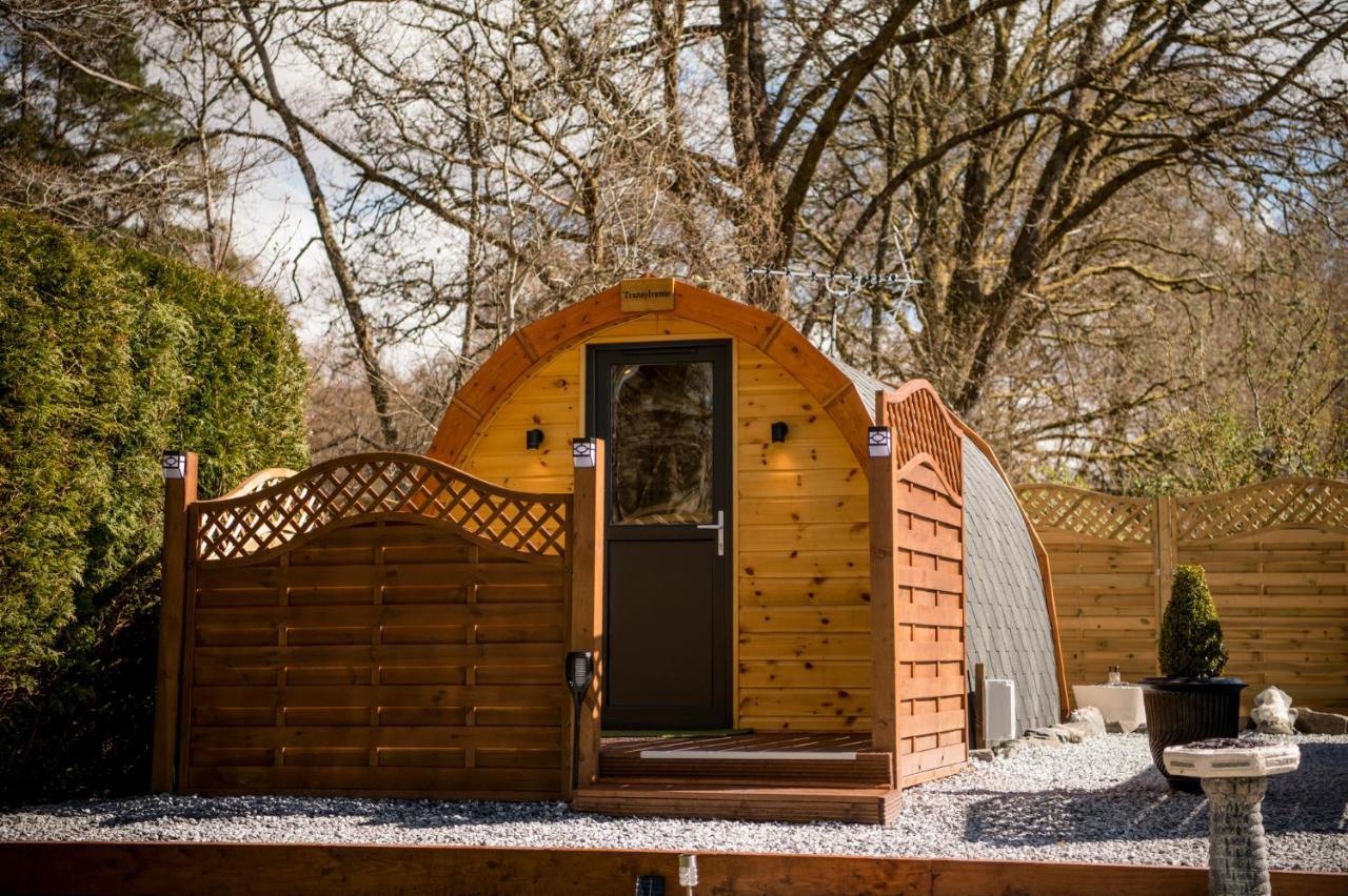 Highland & Transylvania Glamping Pods รอยบริดจ์ ภายนอก รูปภาพ